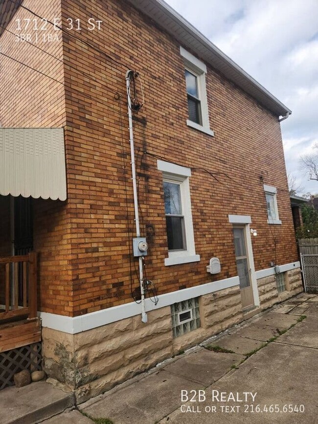 Building Photo - 1712 E 31st St