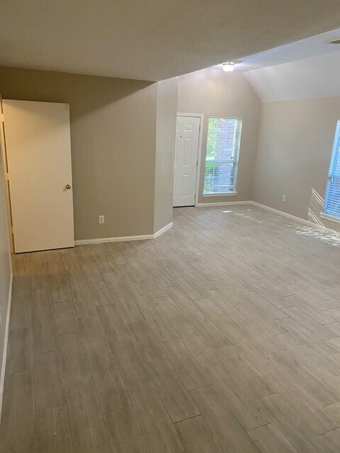 Building Photo - 13543 Ambrose St