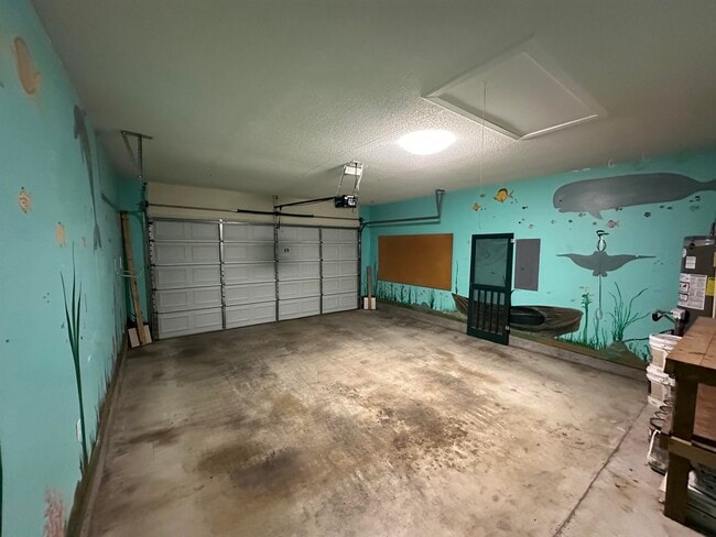 Building Photo - 1093 River Isle Dr