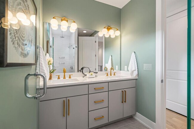 Building Photo - 1301 Cometa St