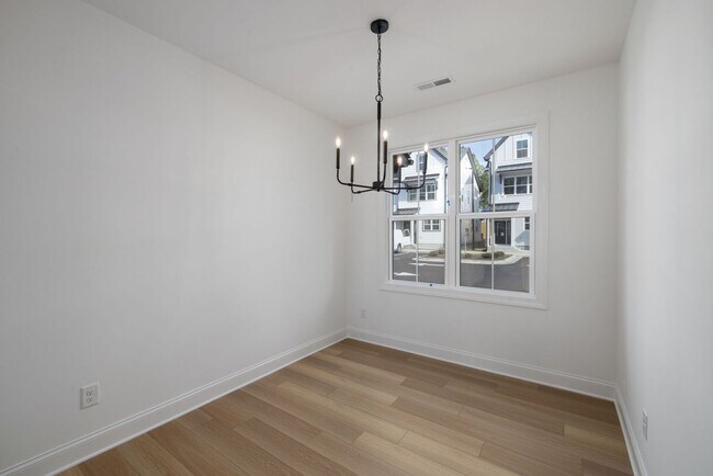 Building Photo - **OFFERING RENT DISCOUNT PROMOTION FOR FIRST 6 MONTHS** New Construction 4BD, 3.5BA Raleigh Townh...