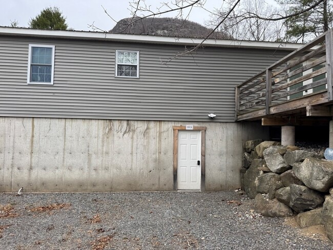 Building Photo - 162 Potash Rd