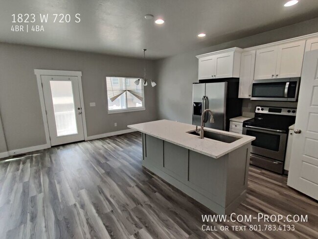 Building Photo - 1823 W 720 S