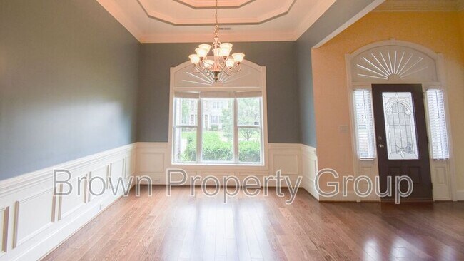 Building Photo - 4025 Fallberry Dr