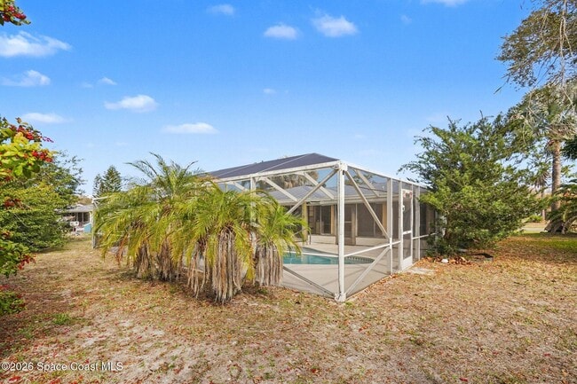 Building Photo - 1340 Mariposa Dr NE