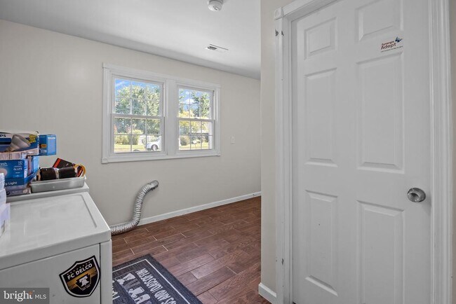 Building Photo - 778 Bobwhite Ln