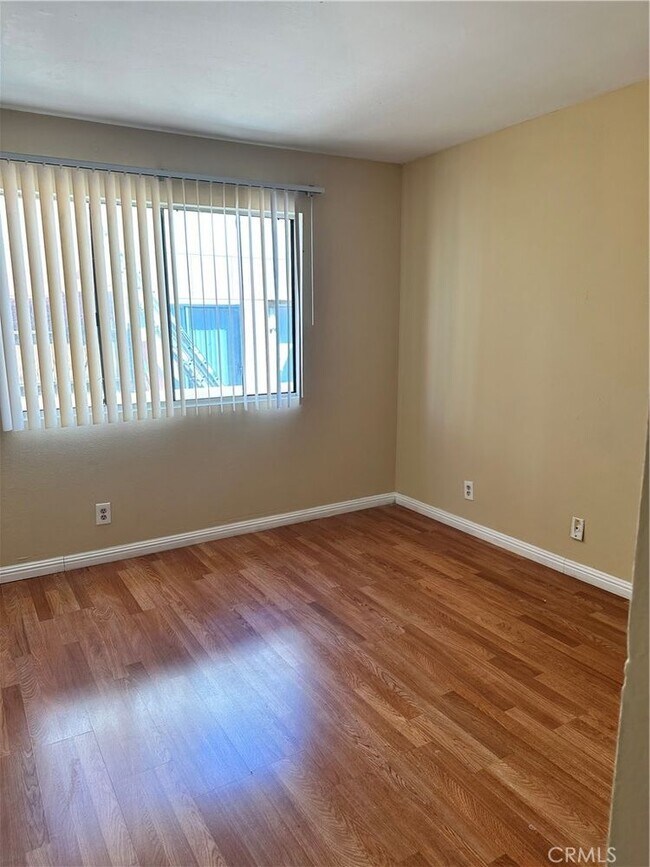 Building Photo - 14801 Nordhoff St