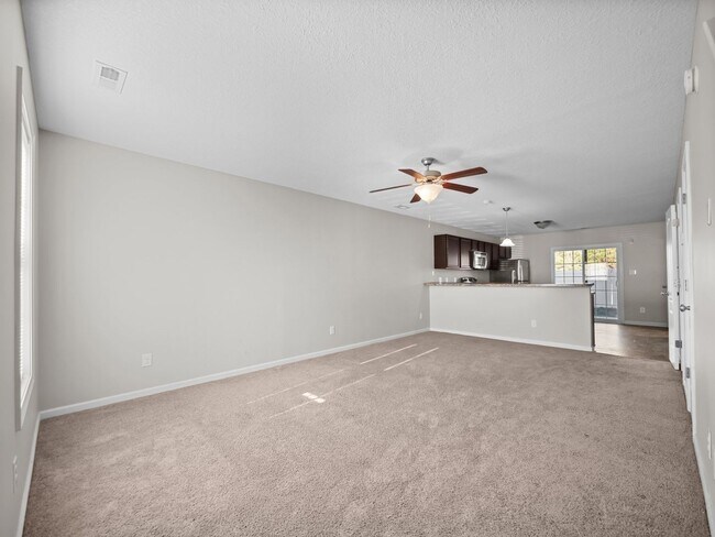 Building Photo - 102 W Murrow Ln
