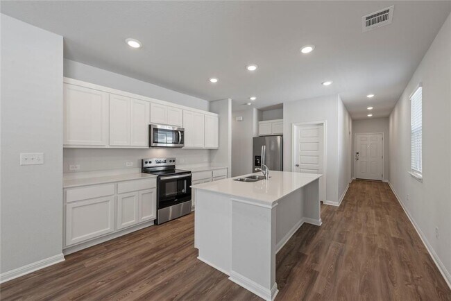 Building Photo - 1212 Wild Leaf Wy
