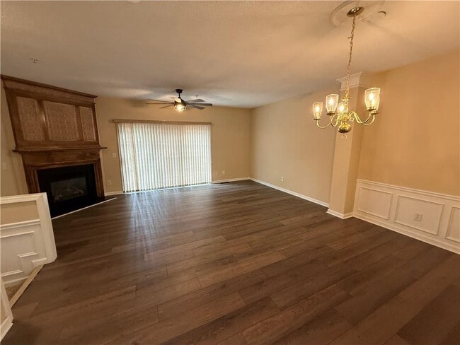 Building Photo - 161 Riverstone Commons Cir