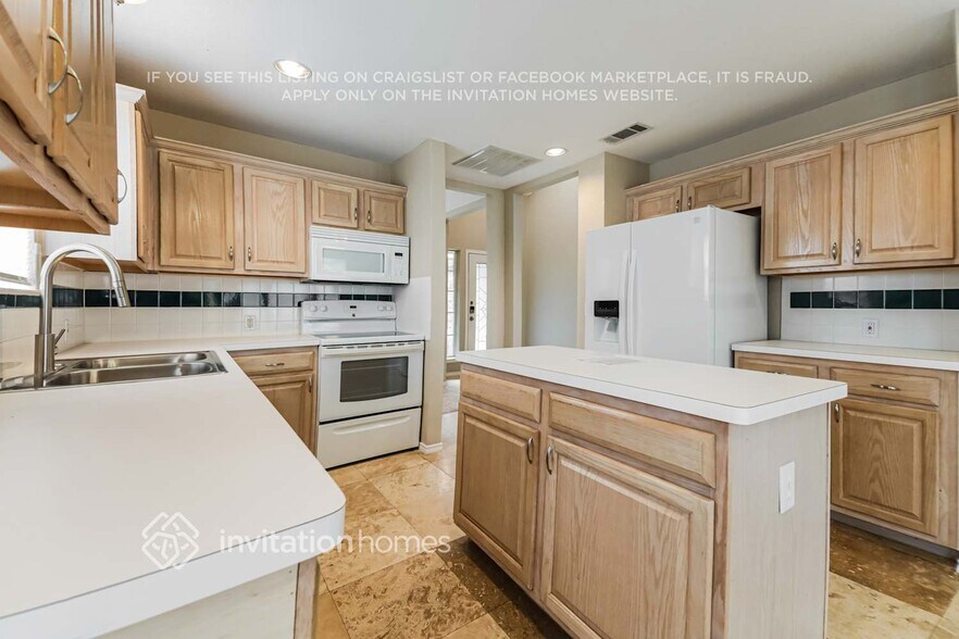 Building Photo - 7714 Straits Dr