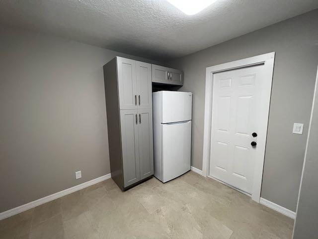 Building Photo - 3348 Cherokee Ave