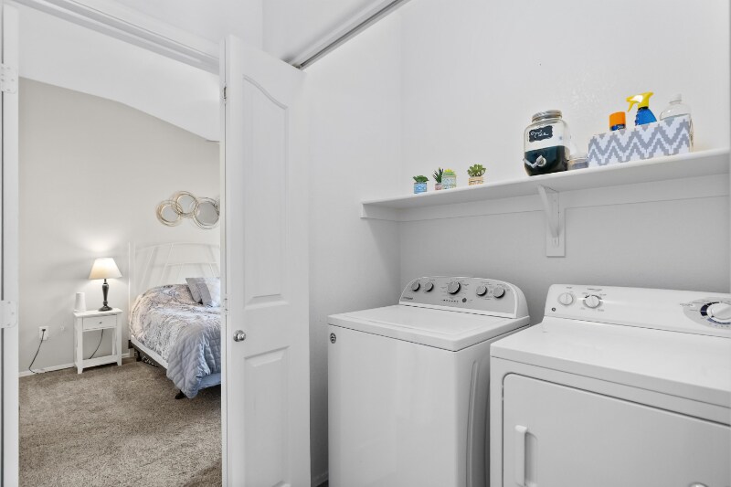 Building Photo - 2150 W Alameda Rd