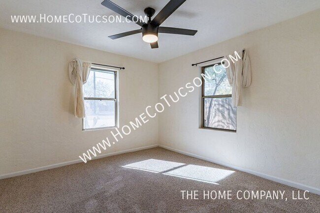 Building Photo - 3949 E 2nd St