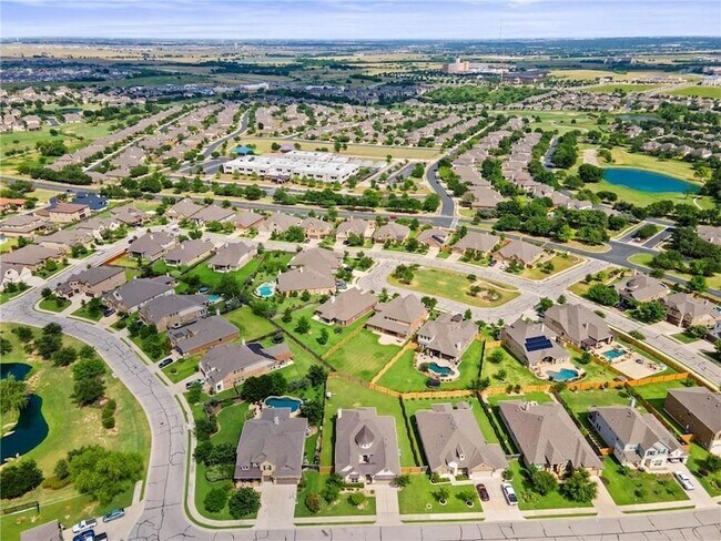 Building Photo - 4411 Caldwell Palm Cir