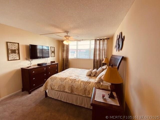Building Photo - 9420 S Hollybrook Lake Dr
