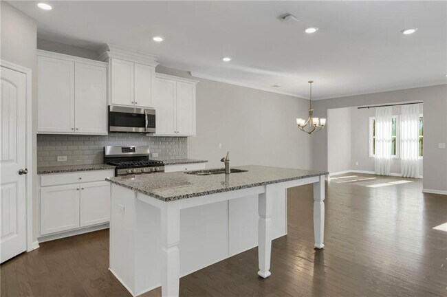 Building Photo - 811 Mason Grove Pkwy