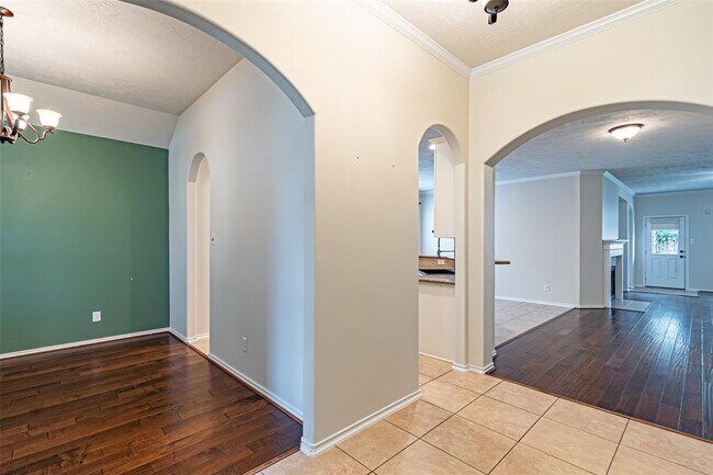 Building Photo - 17911 Serene Shore Dr