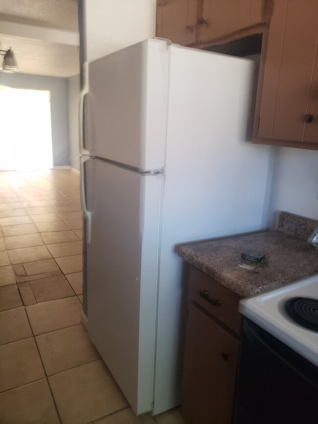 Building Photo - 3560 N Tucson Blvd