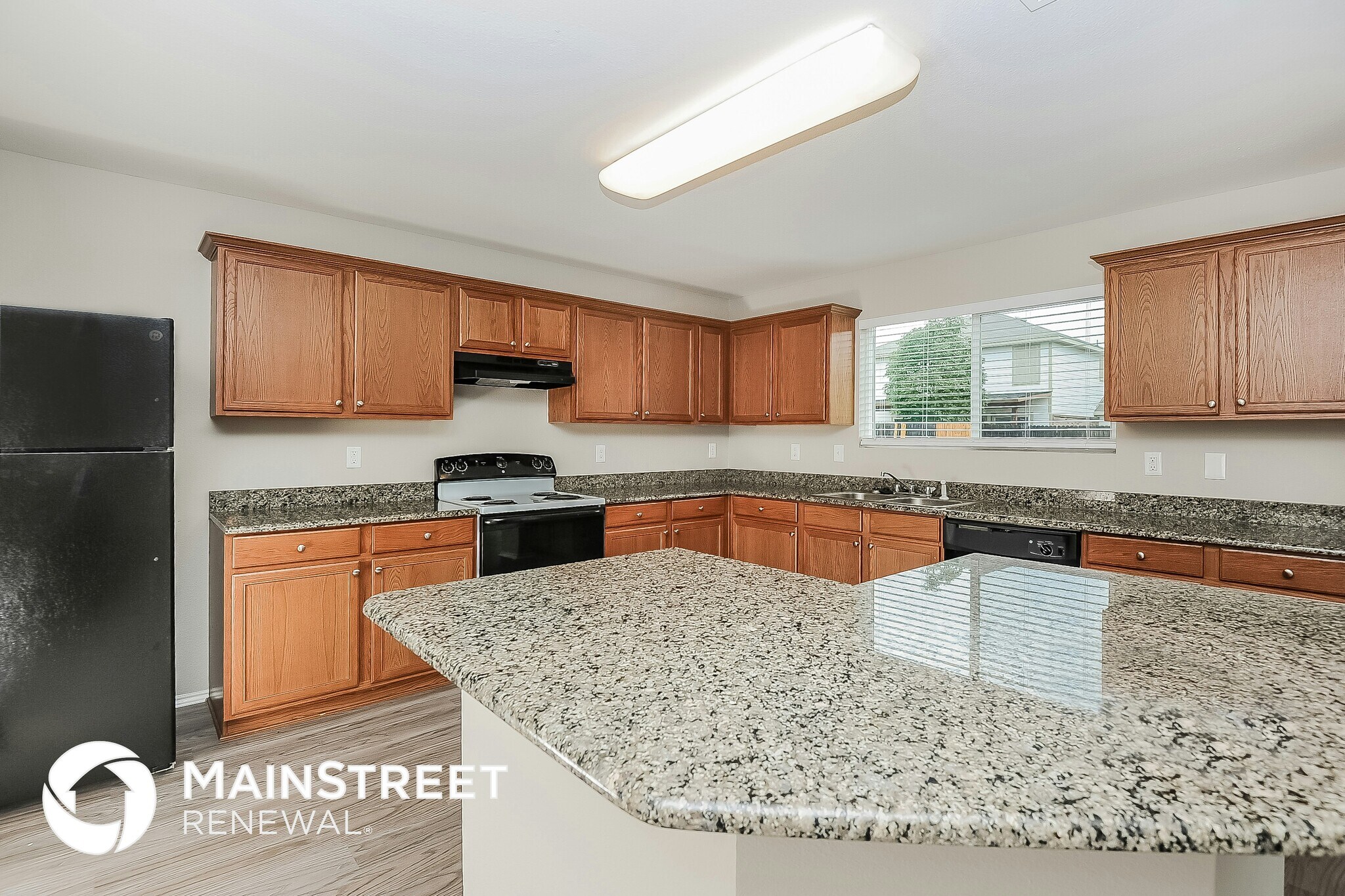 Building Photo - 8536 Star Thistle Dr