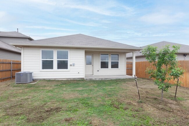 Building Photo - One Month FREE Rent!