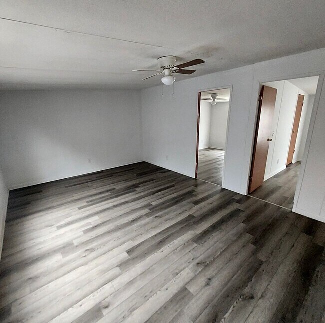 Building Photo - 14 Live Oak Ln