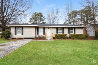 Building Photo - 2421 Ramsgate Dr