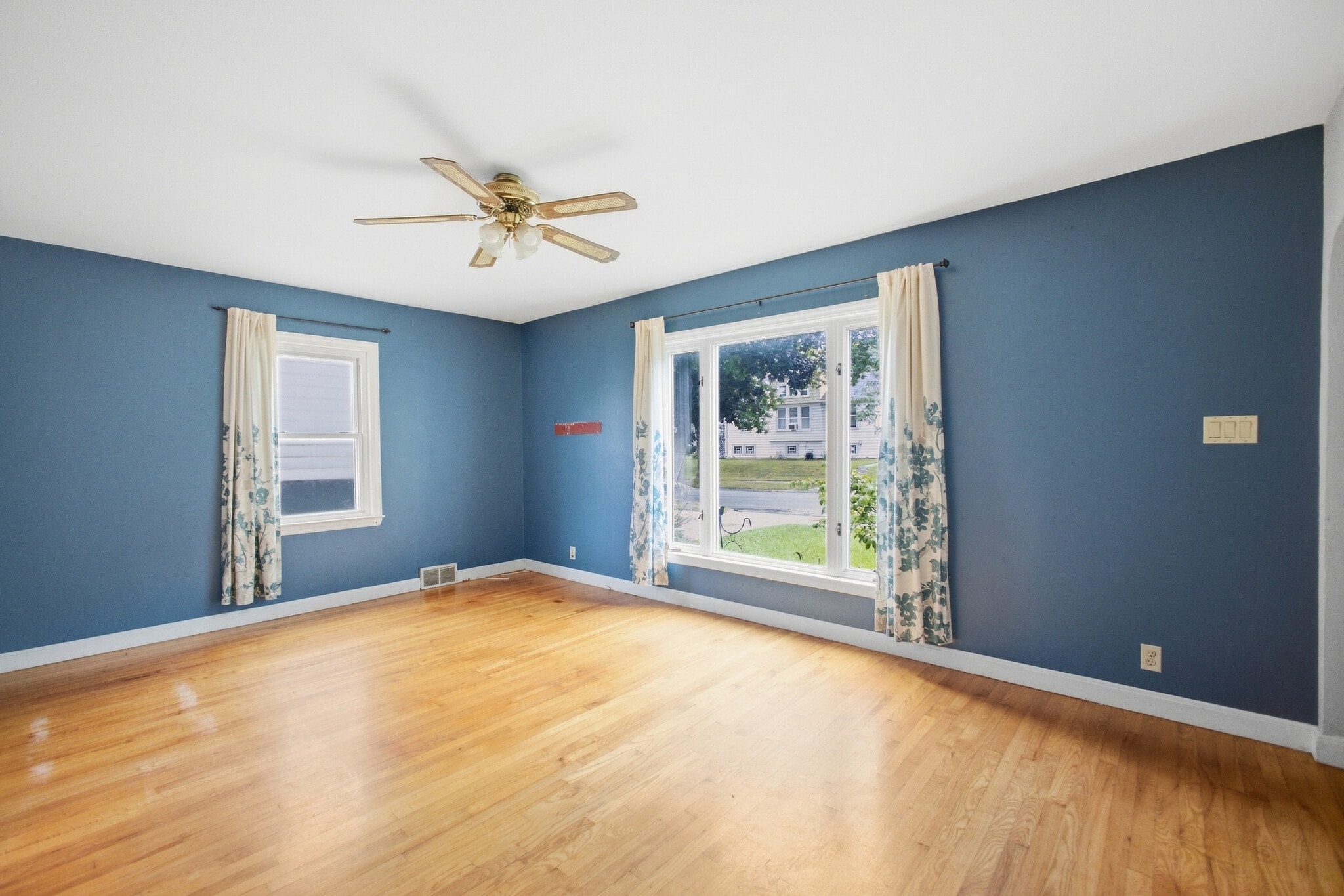 Building Photo - 343 N 62nd St