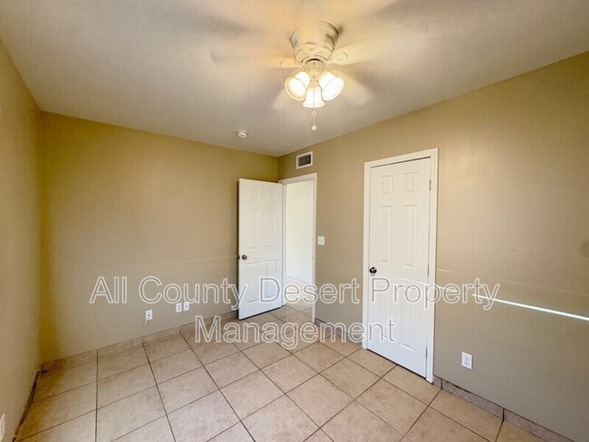Building Photo - 3723 El Dorado Blvd