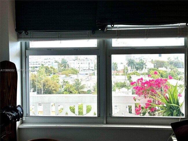 Building Photo - 1020 Meridian Ave