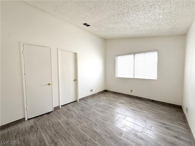Building Photo - 5625 Ballinger Dr