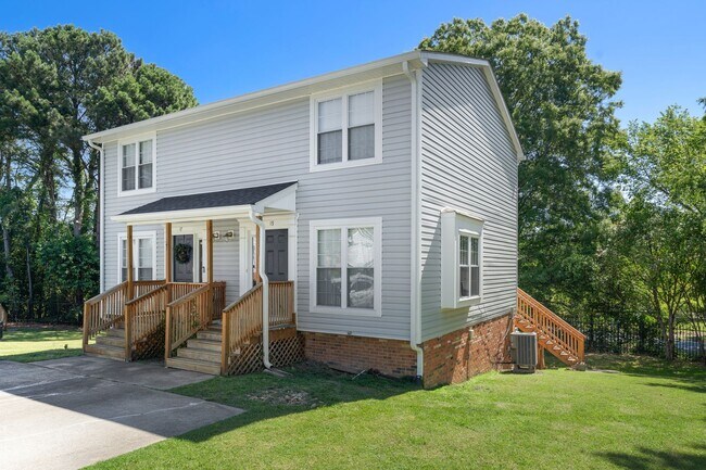 Primary Photo - Charming End Unit Townhome near Downtown D...