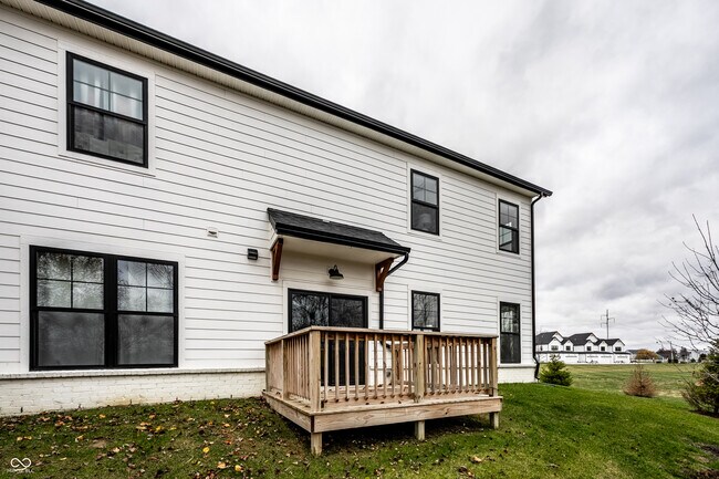 Building Photo - 17491 Fetzer Ct