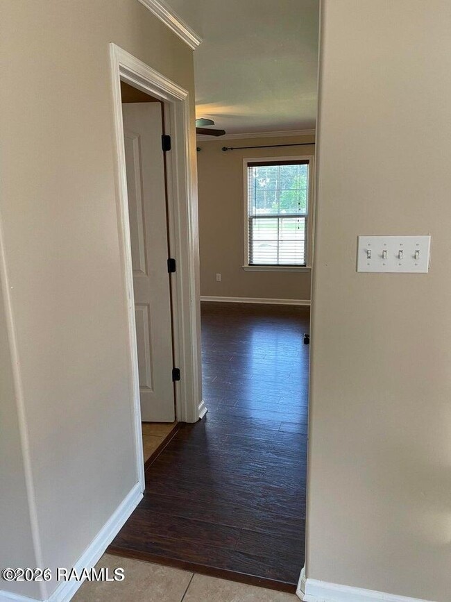 Building Photo - 205 W Monroe St