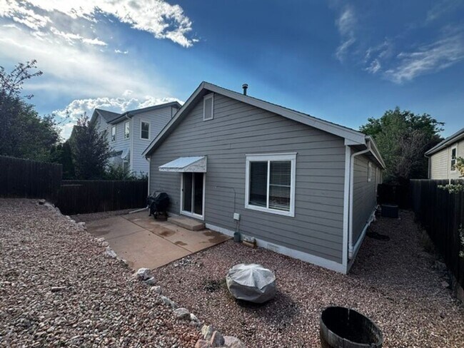 Building Photo - 3025 Dockside View