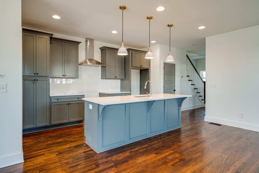 Kitchen with new appliances coming soon! - 1912 10th Ave N