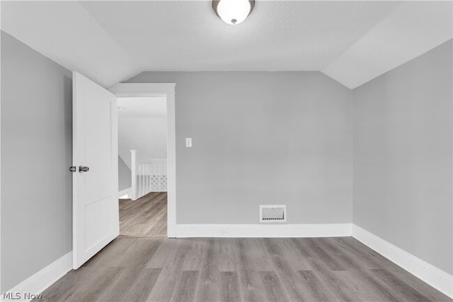 Building Photo - 18810 Arrowhead Ave