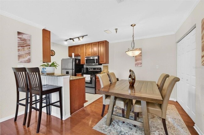 Building Photo - 10263 Gandy Blvd N