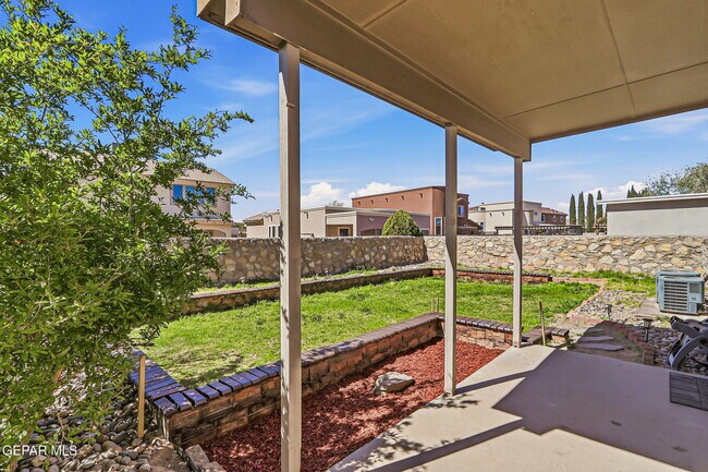 Building Photo - 3165 Sarina Cir