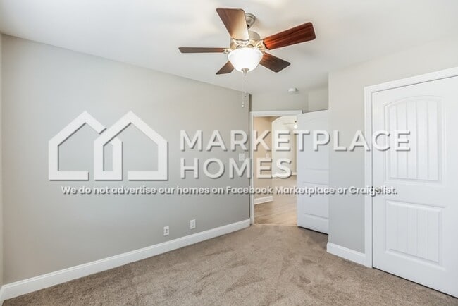 Building Photo - 534 Somerset Ln