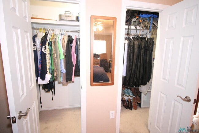 Building Photo - 708 Bison Rd