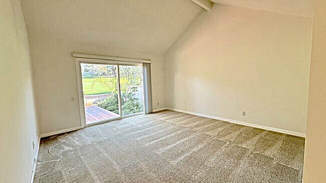 Building Photo - Charming, 2BD/2BA, Single-Story TH in Crow Canyon Country Club in Danville- Available NOW!
