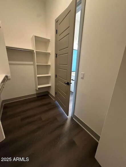 Building Photo - 7111 E Tierra Buena Ln