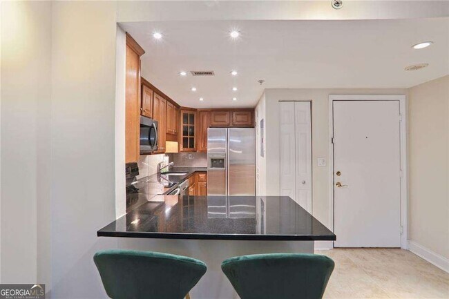 Building Photo - 199 14th St NE