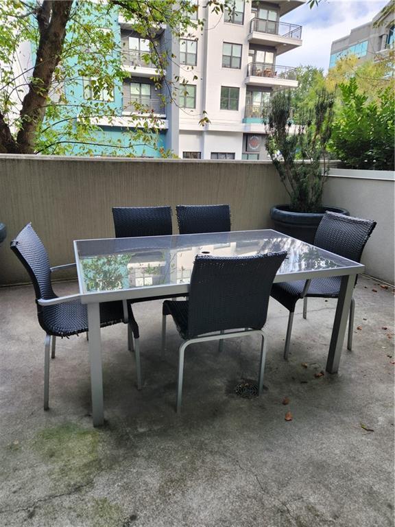 Building Photo - 335 W Ponce de Leon Ave