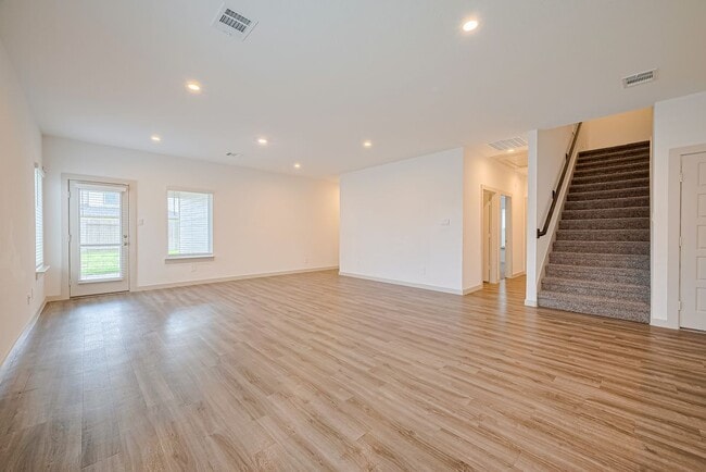 Building Photo - 1010 Curly Angora Ct