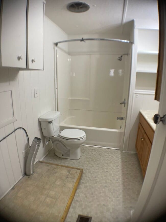 Building Photo - 2 bedroom 2 bath mh for rent!