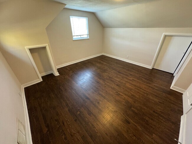 Building Photo - 1186 Rosemary St