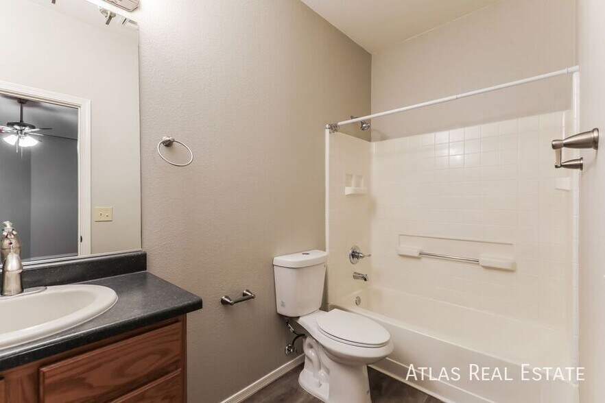 Building Photo - 3478 W Sagebrush Hills Ct