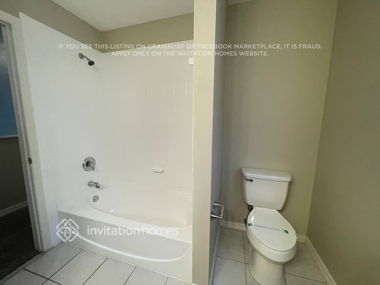 Building Photo - 12840 Kings Lake Dr